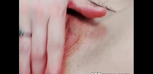  Meat pussy wet of milf brunette vaginal mast